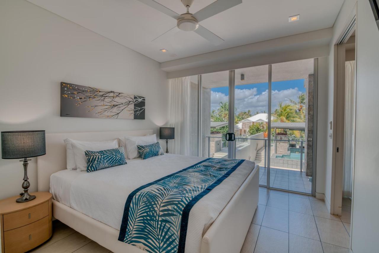 Coconut Grove Aparthotel Port Douglas Buitenkant foto
