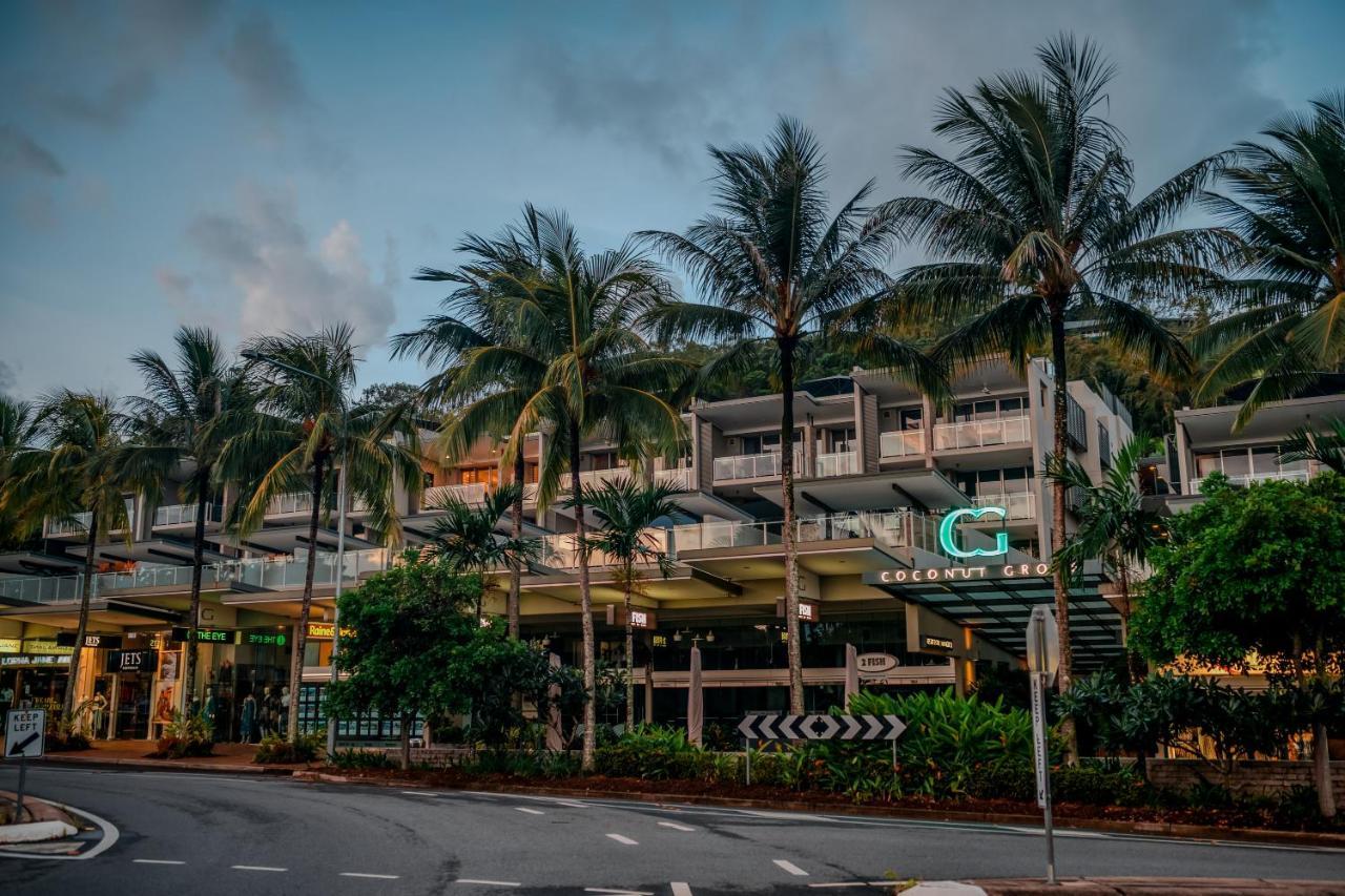 Coconut Grove Aparthotel Port Douglas Buitenkant foto