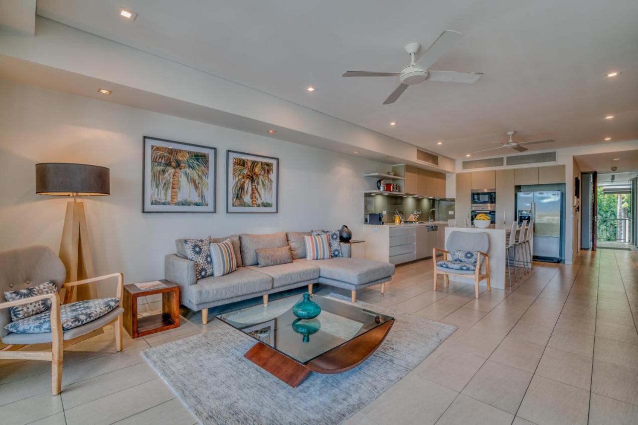 Coconut Grove Aparthotel Port Douglas Buitenkant foto