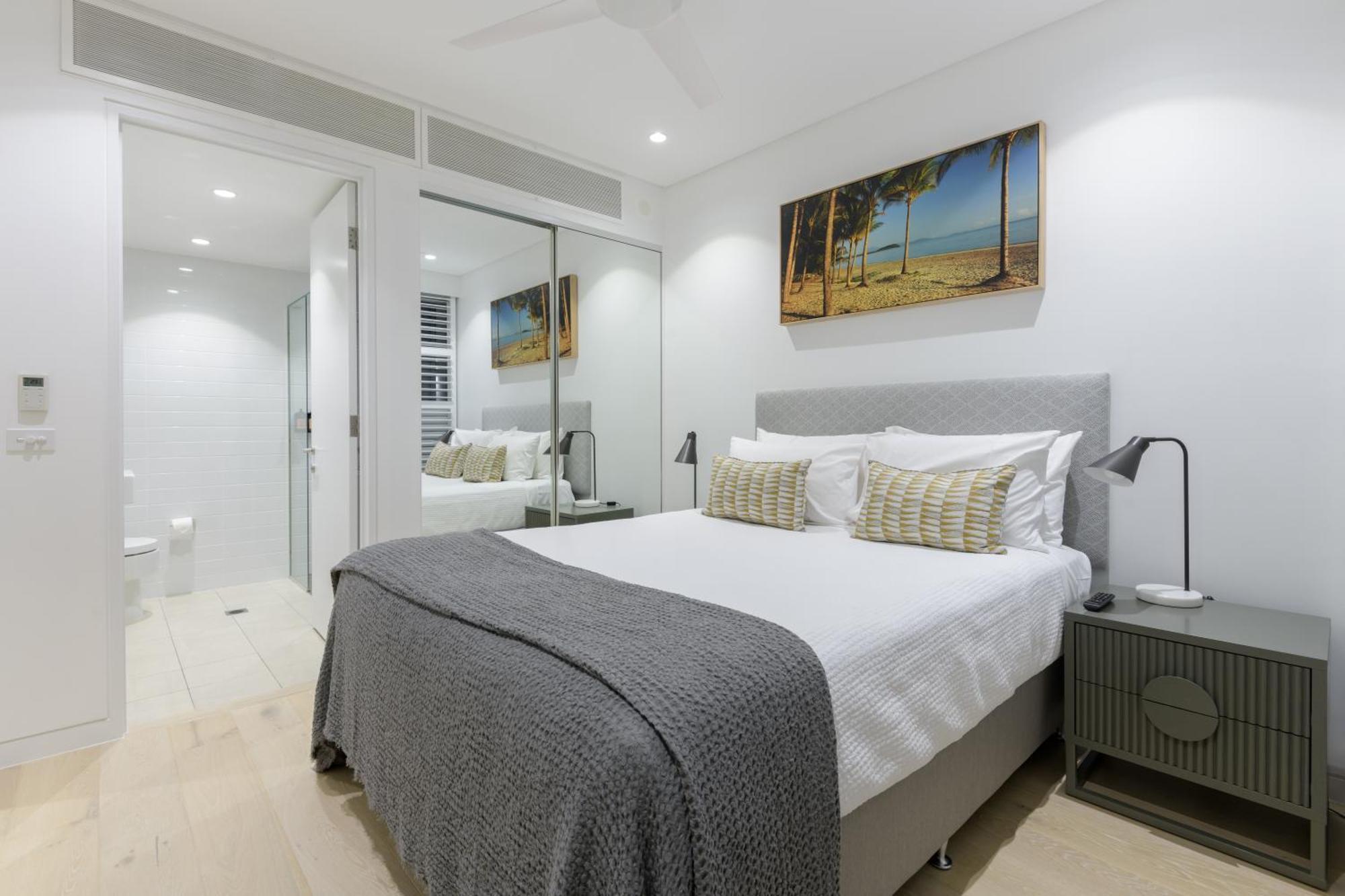 Coconut Grove Aparthotel Port Douglas Buitenkant foto