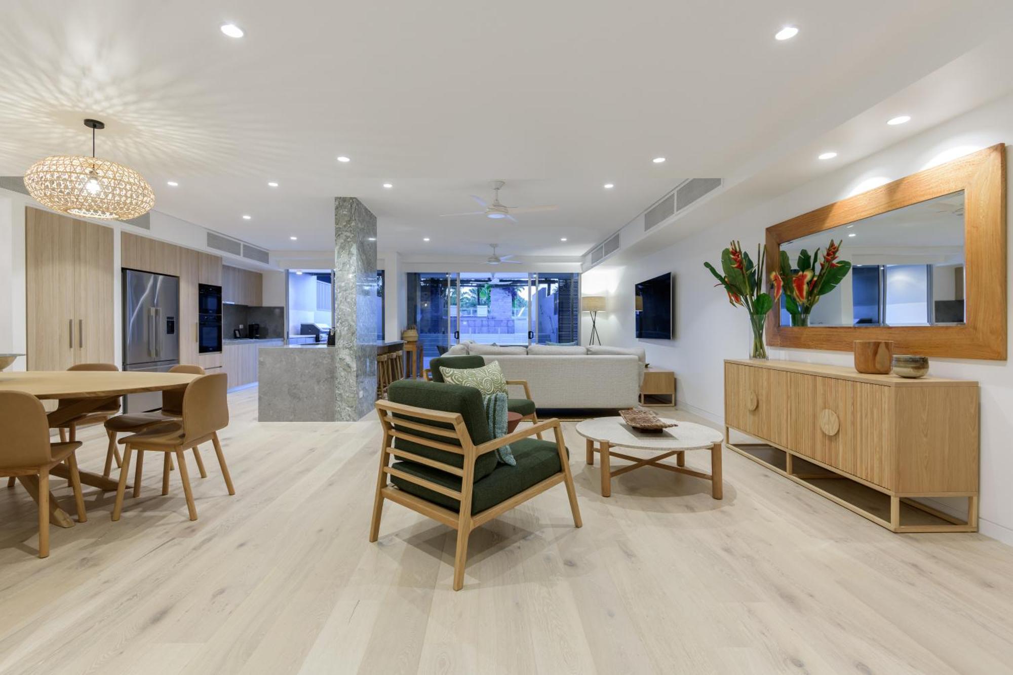 Coconut Grove Aparthotel Port Douglas Buitenkant foto